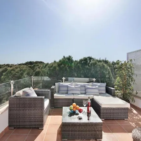 Mi Casa Es Tu Casa *